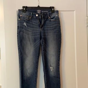 Levi’s mid rise skinny jeans